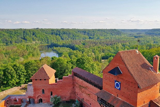 Upptäck det bästa av Sigulda och Gauja nationalpark på en dag