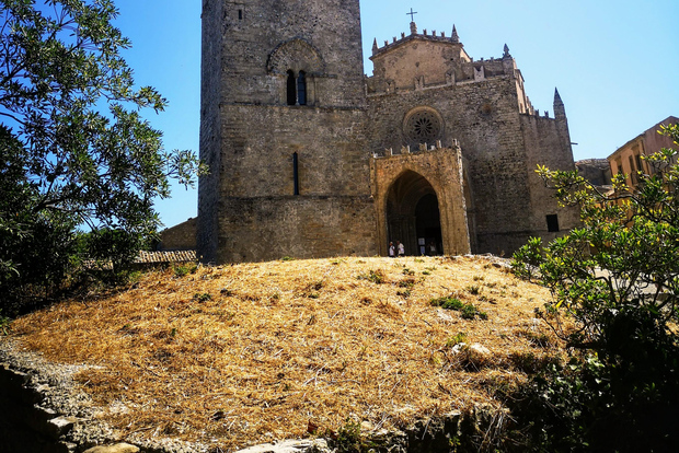 Desde Trapani: tour a pie por Erice y degustación de productos locales