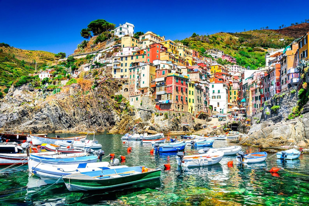 From La Spezia: Cinque Terre Small Group Tour with Limoncino