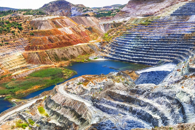 Milos: Halvdagsutflykt med geologi och vulkaner