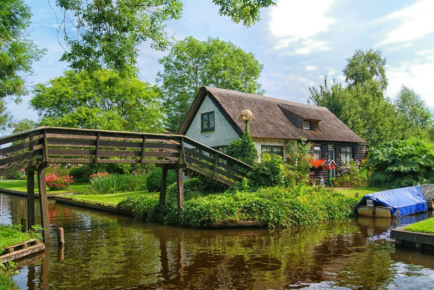 Da Amsterdam: Tour panoramico di Giethoorn e crociera sul canale