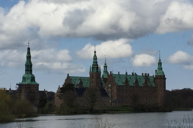 Castillos: Kronborg (Hamlet) y Frederiksborg