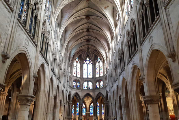 Outside Notre-Dame, Île de la Cité, St. Severin Church Tour