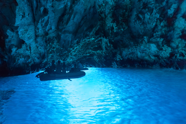 Från Omis: Blue Cave & 5 Island Speedboat Tour