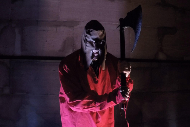 Francoforte: giro turistico spaventoso con The Hangman