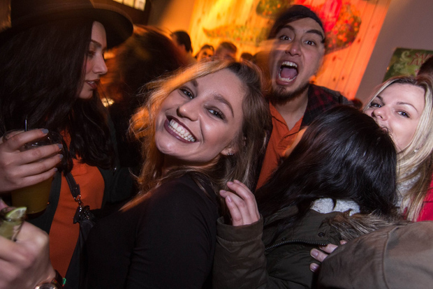 布鲁塞尔：酒吧巡游和夜生活派对体验