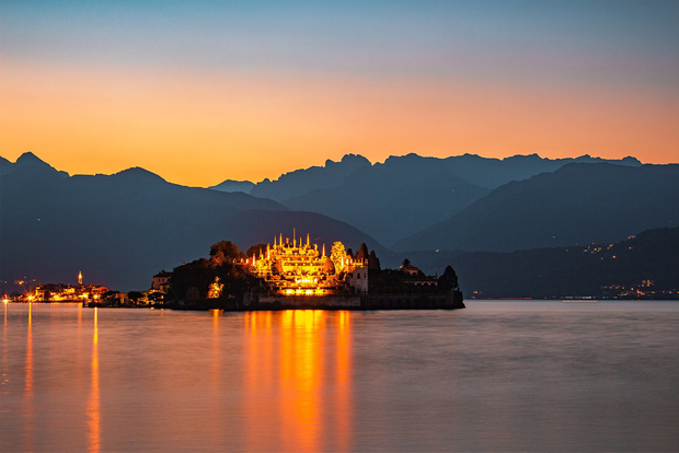 Stresa: Lake Maggiore och Borromean Islands Sunset Cruise