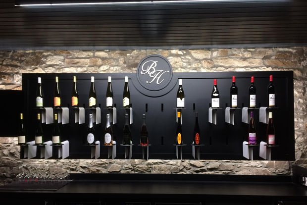 Château du Bois-Huaut: Cellar Tour and Wine Tasting Class