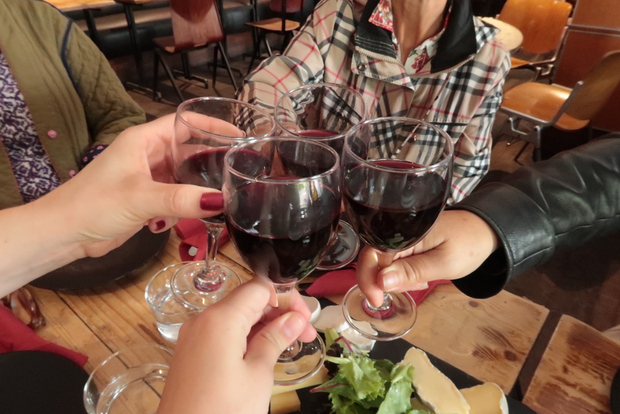 Paris: Belleville 3 Stunden Foodtour zu Fuß mit einem Einheimischen