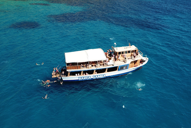Palma di Maiorca: tour della baia in barca con snorkeling