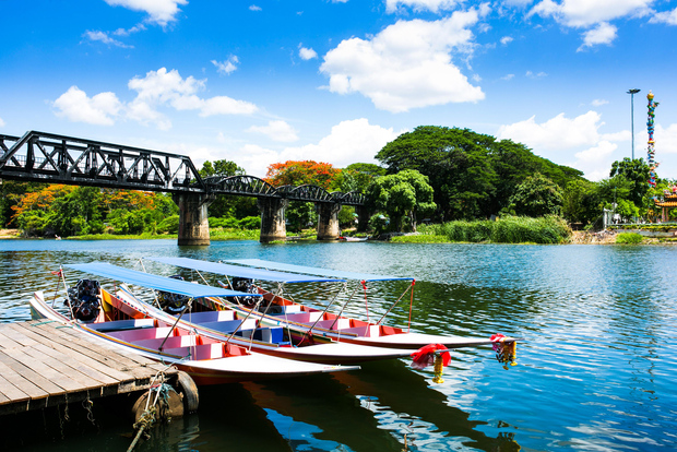 Kanchanaburi: Tour di un giorno delle cascate di Erawan e del treno