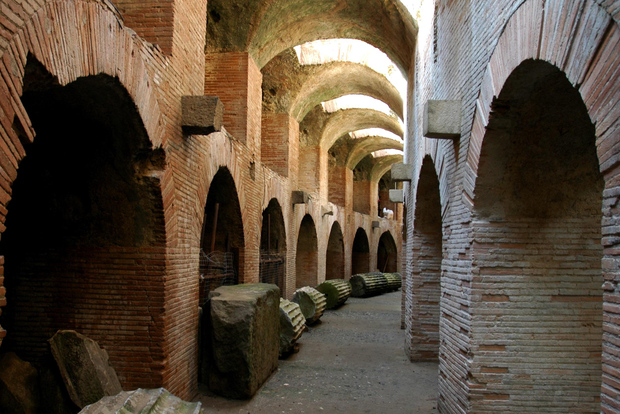 Phlegraean Fields: Pozzuoli Guided Walking Tour