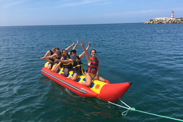 Peniche : Aventure en bouée de traction ou en bateau-banane