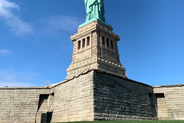 Tour a piedi dei segreti della Statua della Libertà e di Ellis Island