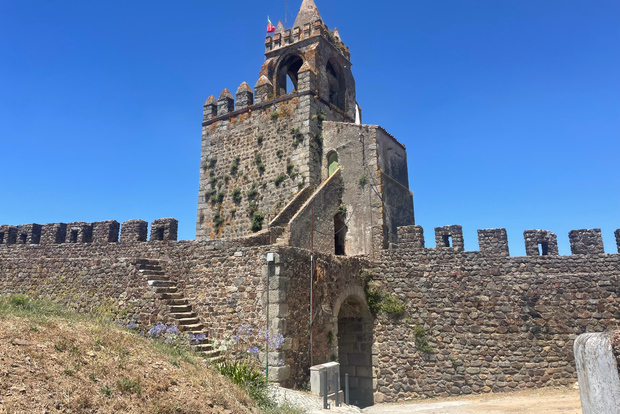 Da Évora o Montemor: Visita al castello di Montemor-o-Novo