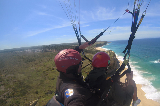 Costa de Caparica: volo in parapendio in tandem