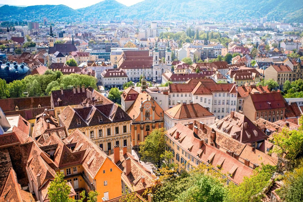 Graz: tour guidato privato della Landeszeughaus salta la fila