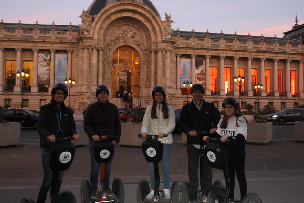 Segway private tour Lights of Paris