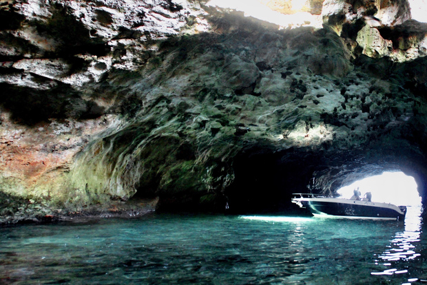 Полиньяно-а-Маре: прогулка на лодке, купание и пещеры с аперитивом