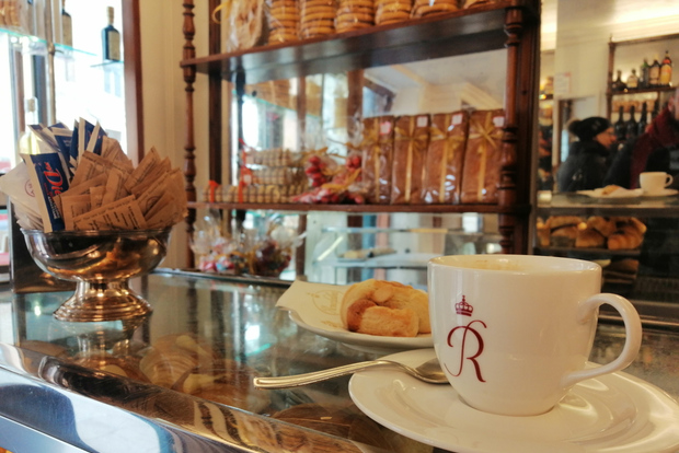 Venedig: Traditionelle Cafés und Konditoreien – Rundgang