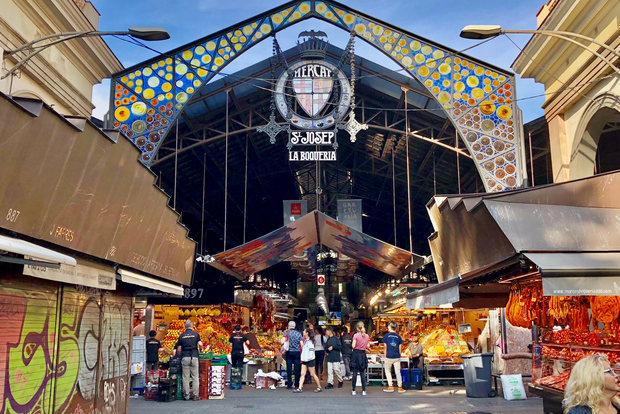 Barcellona: tour dei mercati con upgrade opzionale enogastronomico