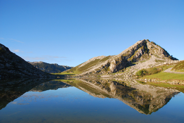 Da Oviedo: Laghi di Covadonga, Cangas de Onís e Lastres
