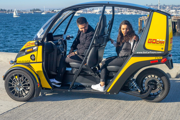 Coronado: Excursión Privada en Coche Eléctrico descapotable guiada por GPS