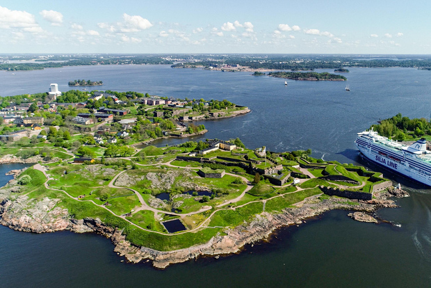 Односторонний ночной круиз Стокгольм — Хельсинки с проживанием в каюте