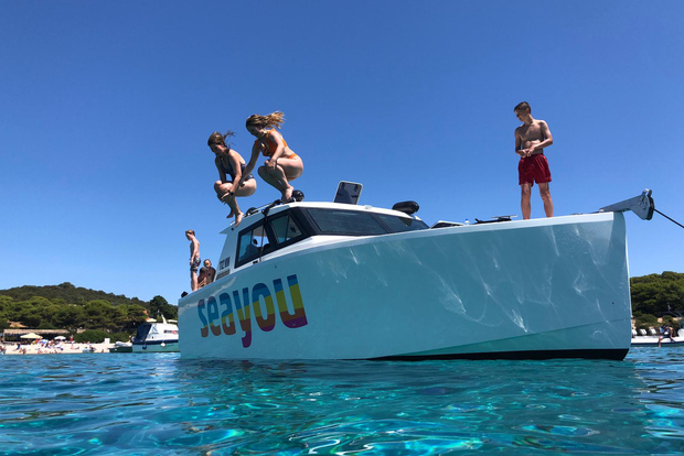 Från Split: Lyxig båttur till Blå grottan och Hvar