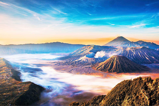 From Surabaya: Mt. Bromo, Ijen, and Tumpak Sewu 3-Day Tour