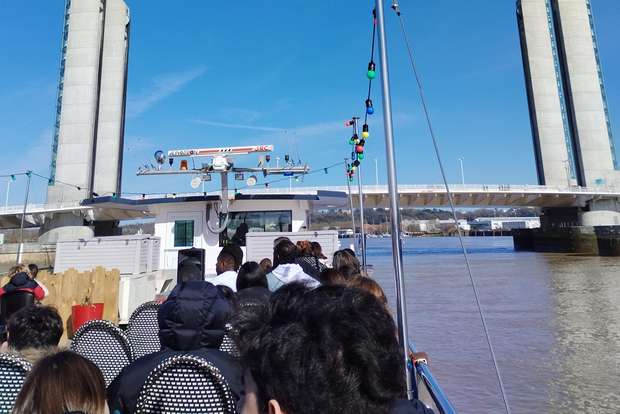 波尔多：带导游的河流巡游