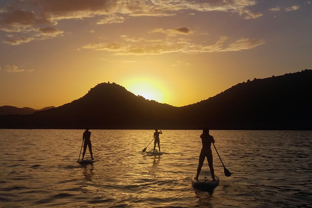 Cala Rajada: Stand Up Paddle Sunset Tour