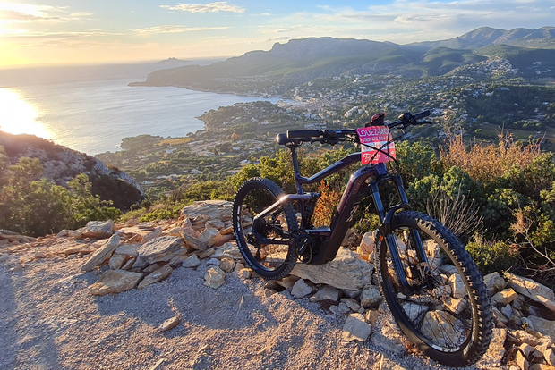 Nationalparken Calanques: E-Mountainbike med virtuell guide