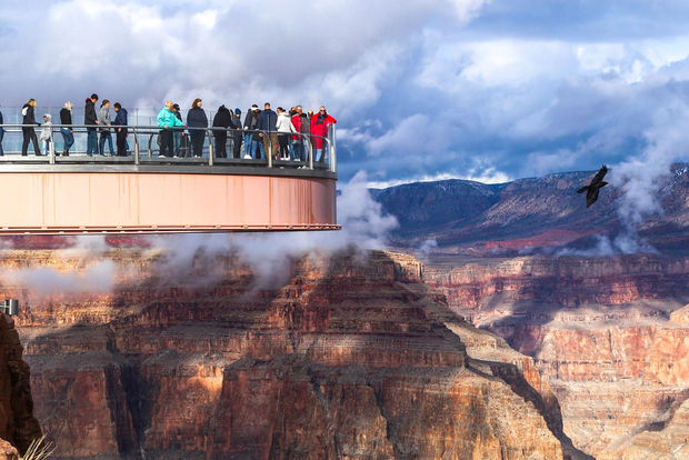 Las Vegas: Tour del Grand Canyon Ovest e della diga di Hoover + colazione