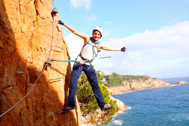 圣费利乌德吉乌克斯：攀登卡拉德尔莫利铁道攀岩路线