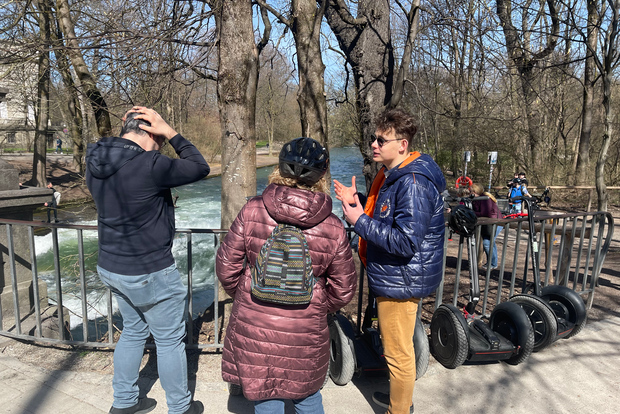 Munich: City Highlights Guided Segway Tour