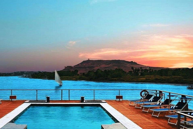 Da Luxor: crociera di 6 giorni sul fiume Nilo ad Assuan con mongolfiera