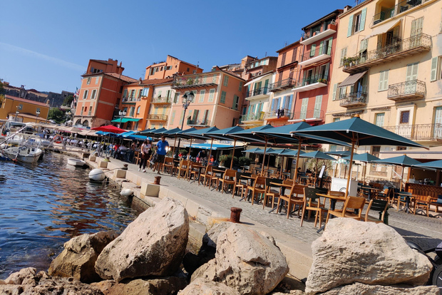 Tour di 2 ore in paddle boarding a Villefranche