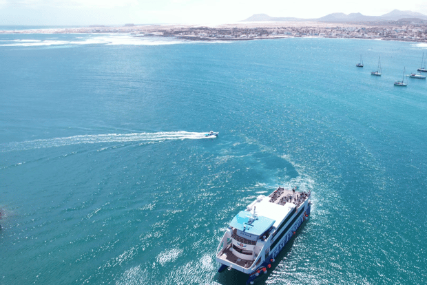 Von Lanzarote aus: Corralejo und die Insel Lobos mit Selbstführung