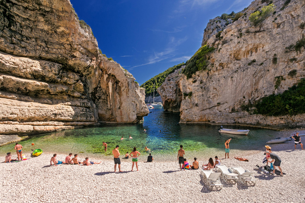 Från Hvar: Blå grottan och Pakleniöarna - privat båttur