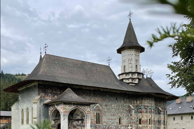 Escursione di un giorno ai Monasteri dipinti dell'UNESCO da Iasi