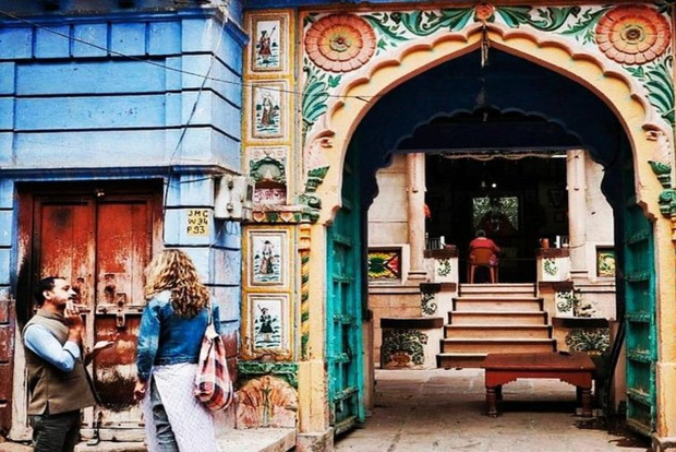 marche vers la visite du patrimoine de bluecity