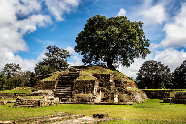 Iximche and Antigua Day Tour