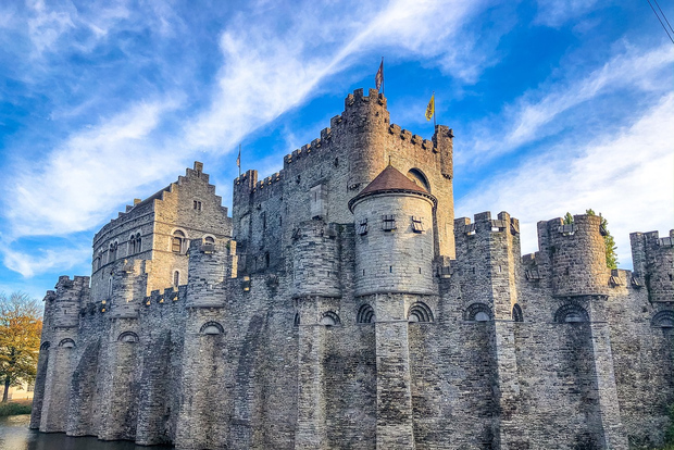 Gand : Visite guidée à pied et promenade en bateau sur le canal
