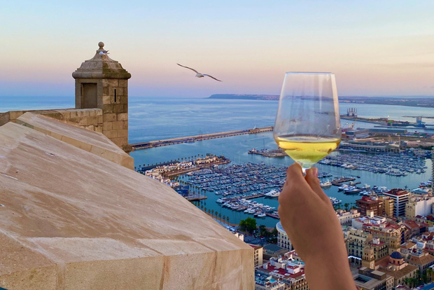 阿利坎特：圣巴芭拉城堡葡萄酒品鉴