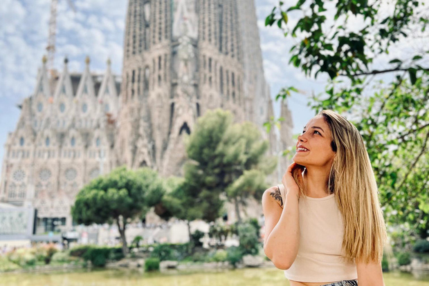 Esplora Barcellona in bicicletta e scatti fotografici