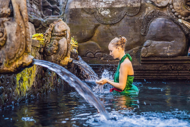Bali Cascada Griya Taman Beji con visitas opcionales a Ubud