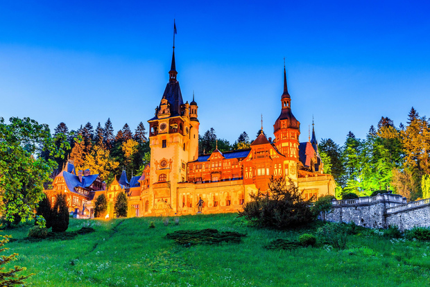 Bucarest: Peles e il castello di Dracula e escursione a Brasov