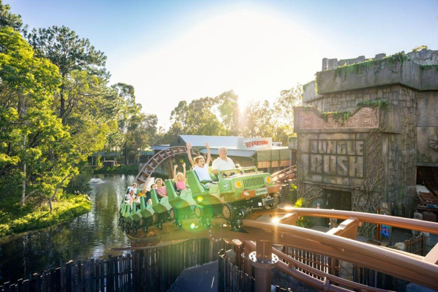 3-Day Ticket: Dreamworld with WhiteWaterWorld & SkyPoint