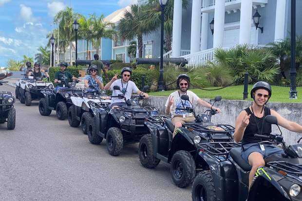 Nassau: tour in quad con pranzo bahamiano